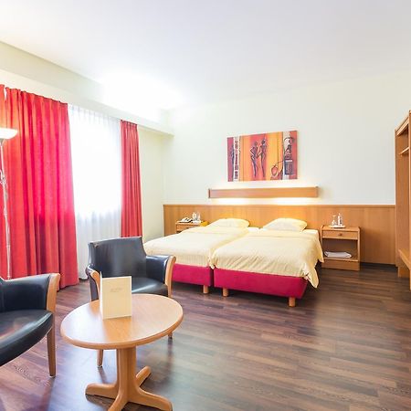Logis Hotel Acacia Esch-sur-Alzette Exterior foto