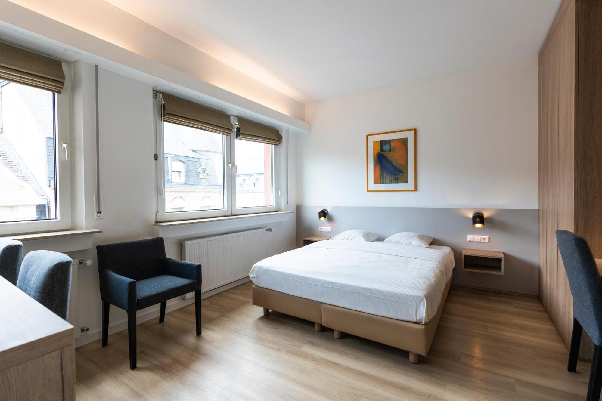 Logis Hotel Acacia Esch-sur-Alzette Exterior foto