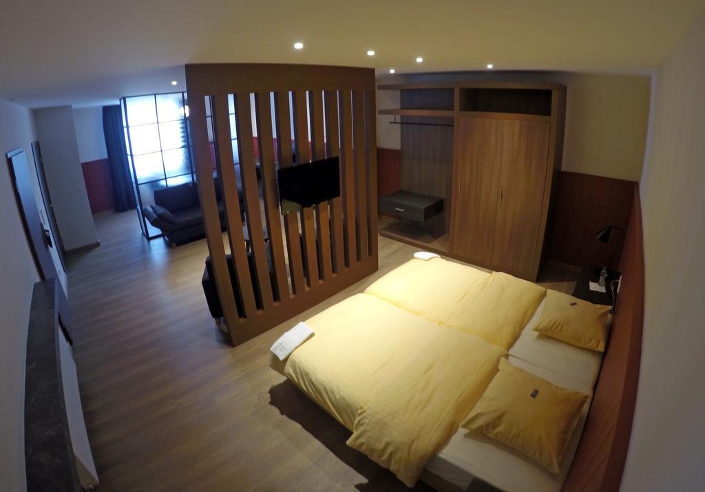 Logis Hotel Acacia Esch-sur-Alzette Exterior foto